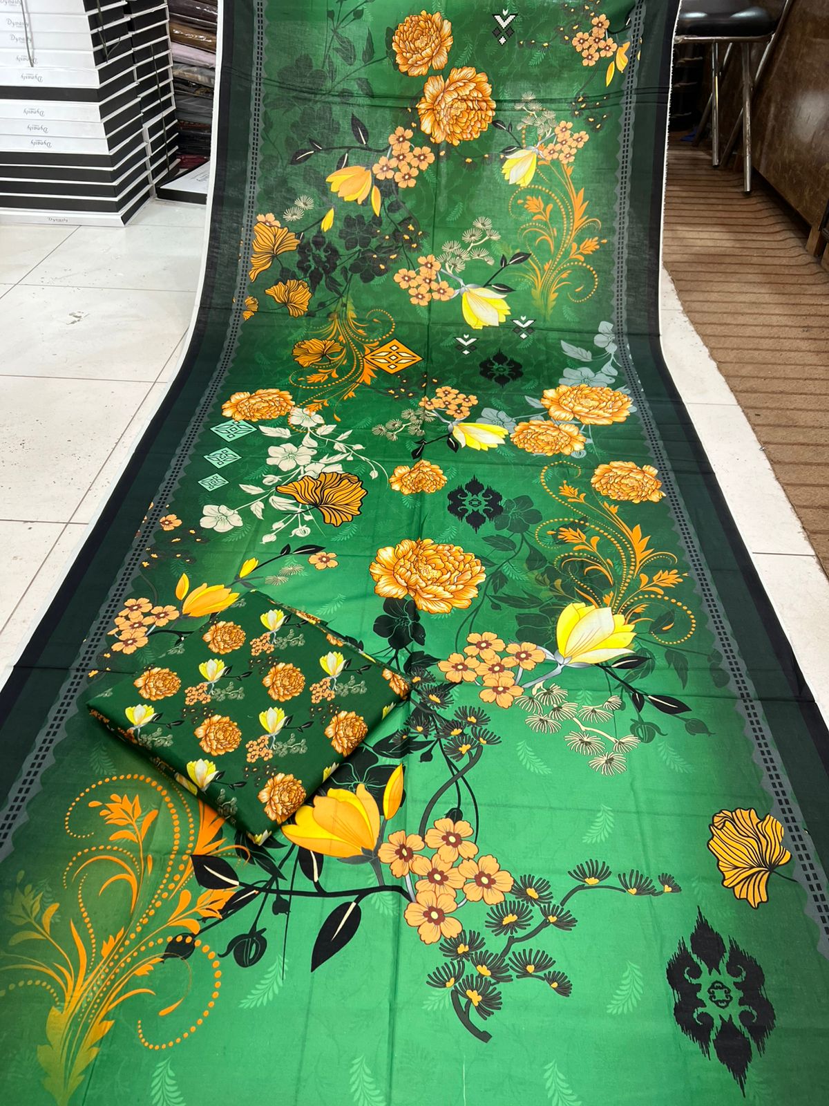 ALKARAM/MARIA.B V270 - Image 3