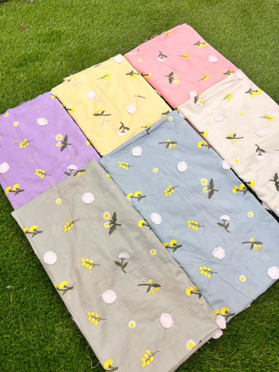 INSTA VIRAL 3D MOTIF V333